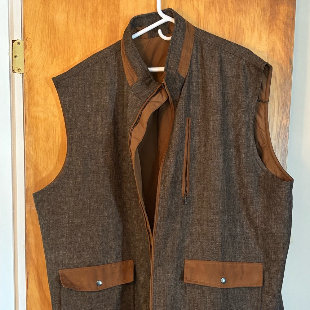 Cutter & Buck Men’s Gray And Tan Reversible Vest Size 3XT/3TGL
